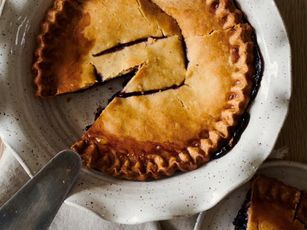 Ye11ow studio pie plate